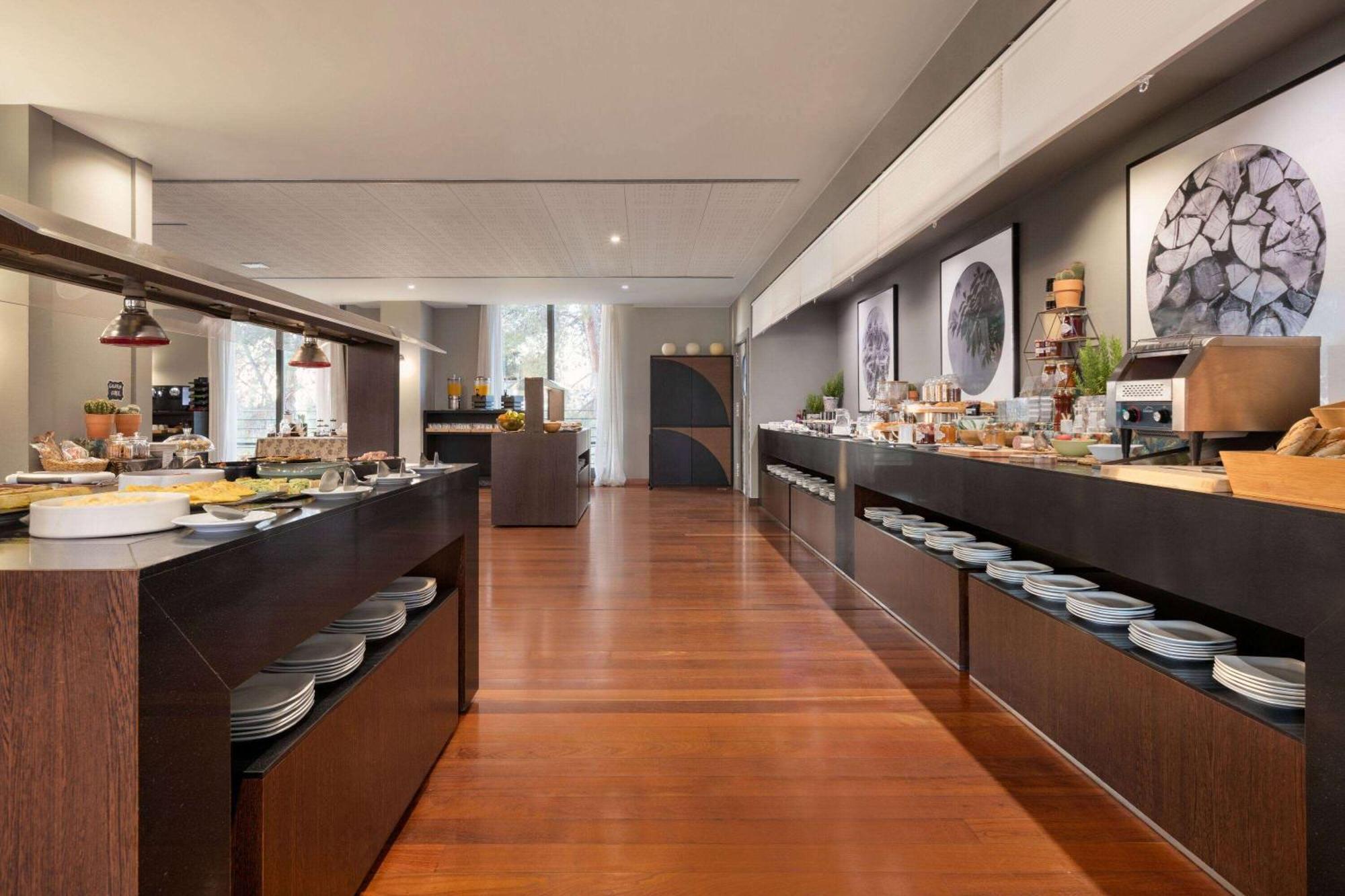 Dolce By Wyndham Barcelona Resort Sant Esteve Sesrovires Exterior photo