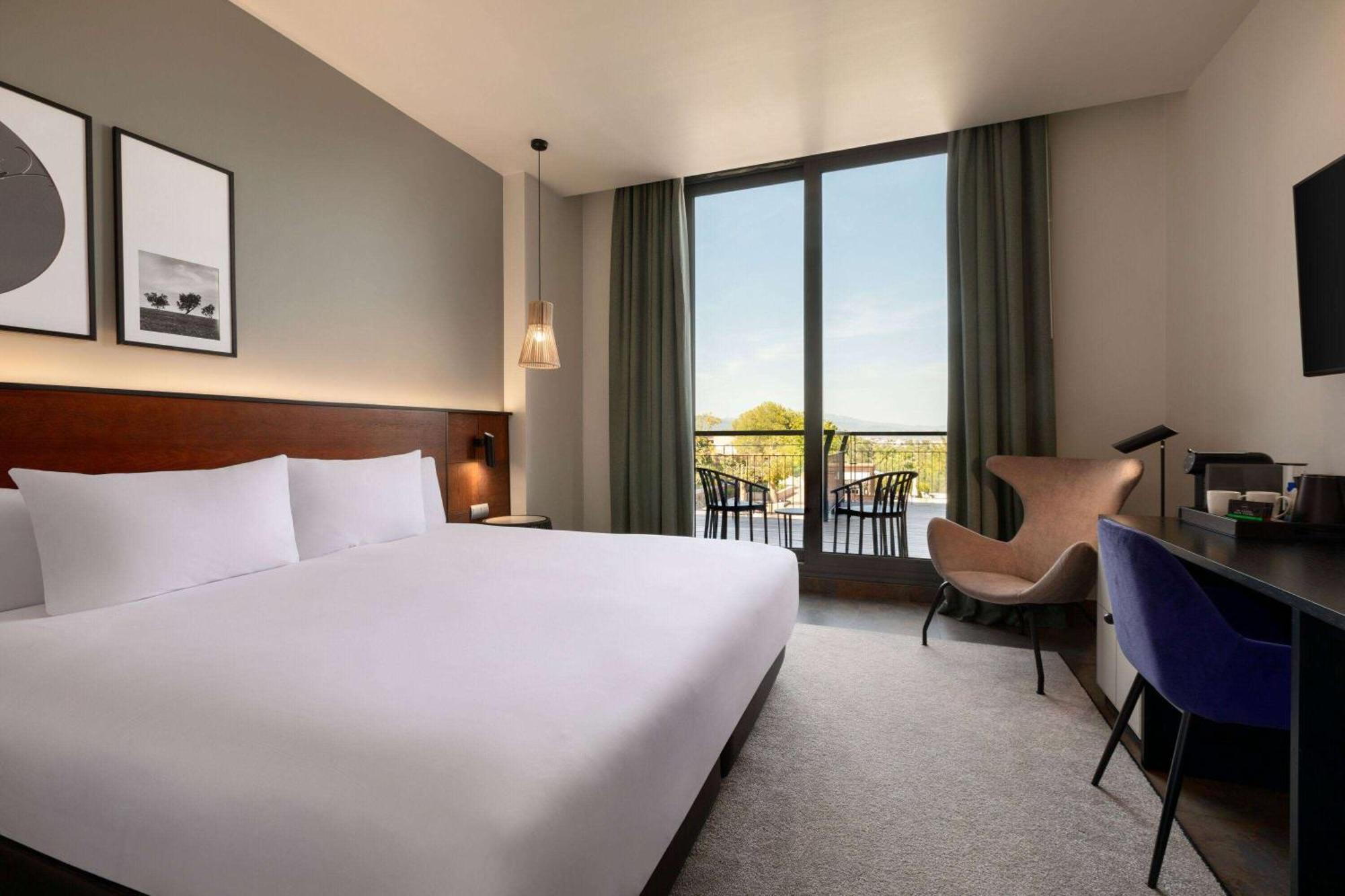Dolce By Wyndham Barcelona Resort Sant Esteve Sesrovires Exterior photo