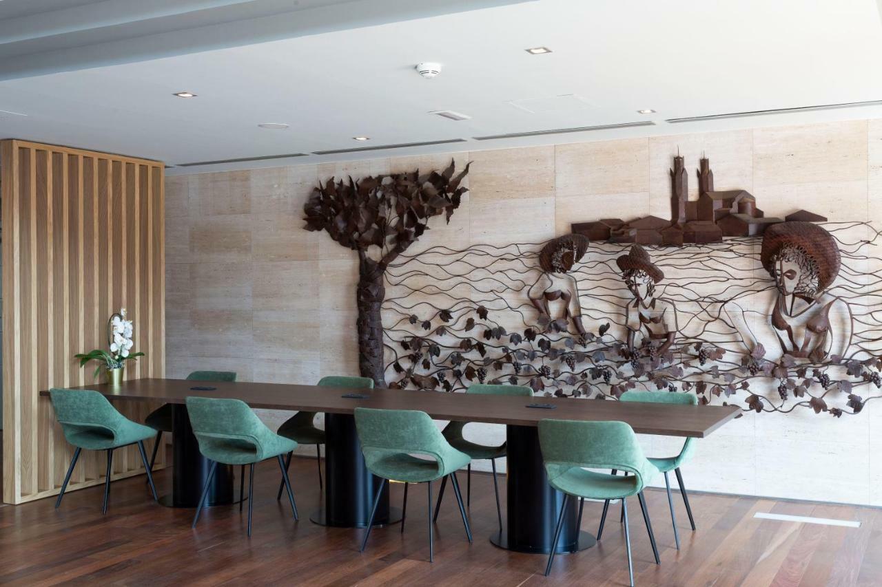 Dolce By Wyndham Barcelona Resort Sant Esteve Sesrovires Exterior photo